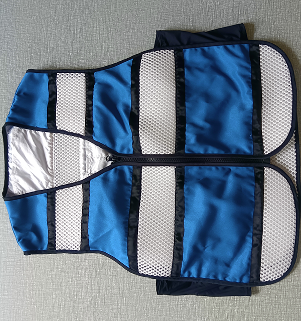 Kondensierender Kleber k&uuml;hlt Kleidung