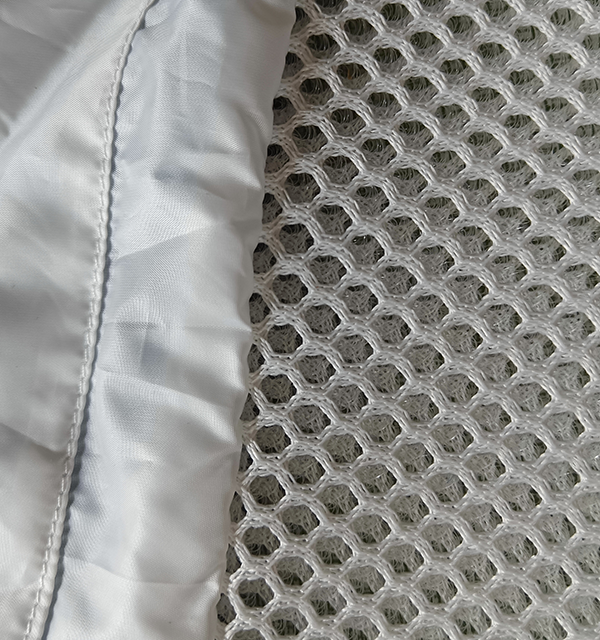 Kondensierender Kleber k&uuml;hlt Kleidung